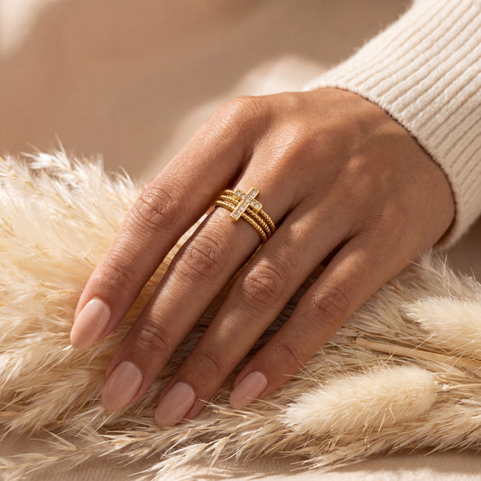 Croix Lumière Ring