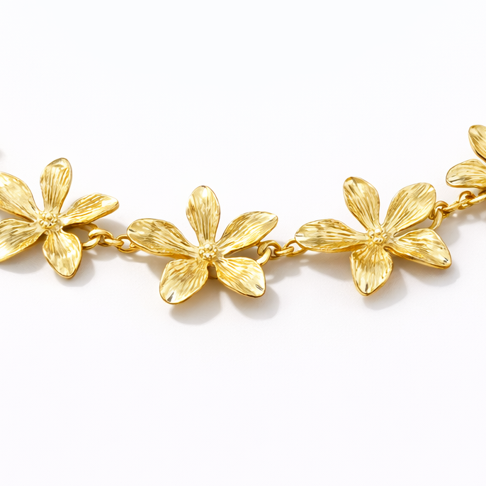 Éternelle Fleur Necklace